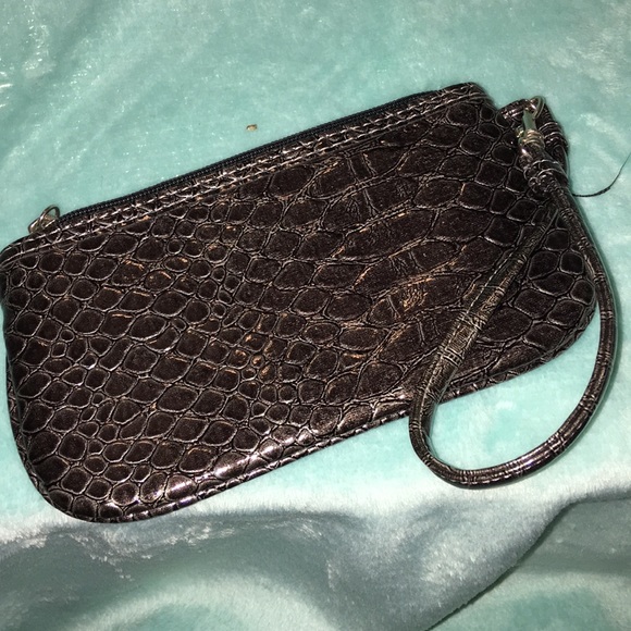 Xoxo wristlet - Picture 2 of 2
